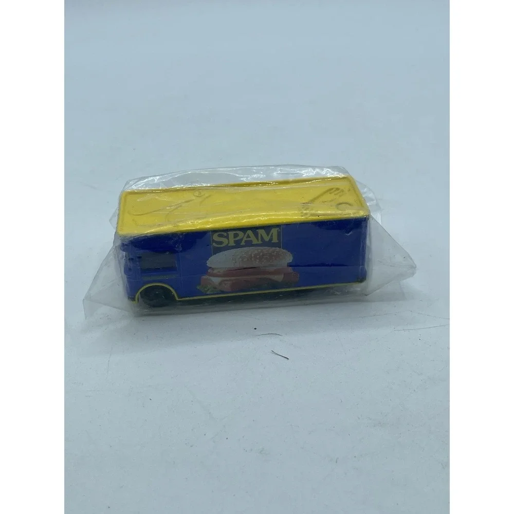 Spam Mobile Spammobile Die cast Can Bus 2002 Hormel Series #1 SPAM 1:64 Scale